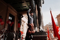 В Петербурге проходят масштабные съемки фильма Алексея Учителя «Шум времени»