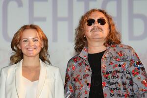 Кудрявцева показала резко помолодевшую на отдыхе Гузееву — пластика или фильтры?