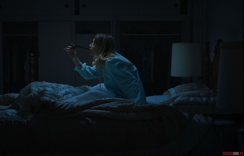 Упор на атмосферу: русский постер и кадры из хоррора "Белдхэм. Проклятие ведьмы"