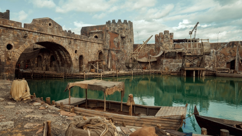 Завершились съемки сериала «Трудно быть богом»