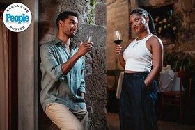 Чёрная Русалочка и герцог из «Бриджертонов» нашли друг друга в трейлере романтической комедии «Ты, я и Тоскана»