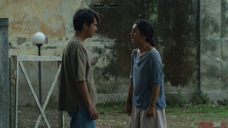 На сахарной фабрике в Индонезии что-то не так...