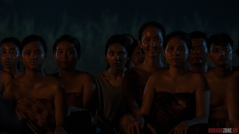 На сахарной фабрике в Индонезии что-то не так...