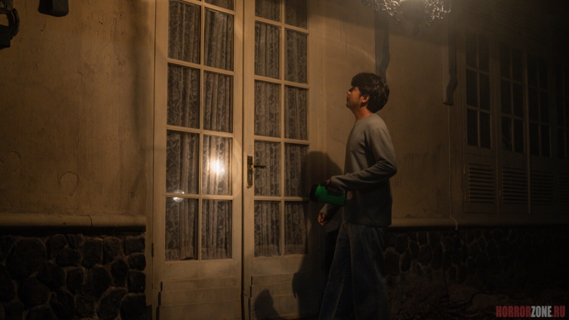 На сахарной фабрике в Индонезии что-то не так...