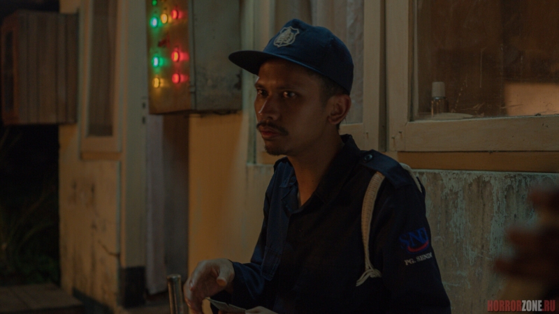 На сахарной фабрике в Индонезии что-то не так...