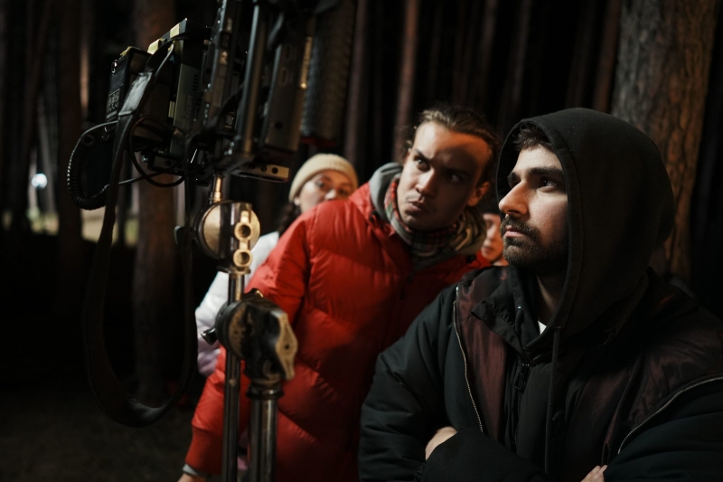 «То, что нас сравнивают с «Солнцестоянием» — сильное упрощение»: создатели «Моры» о независимом кино и работе с хоррорами