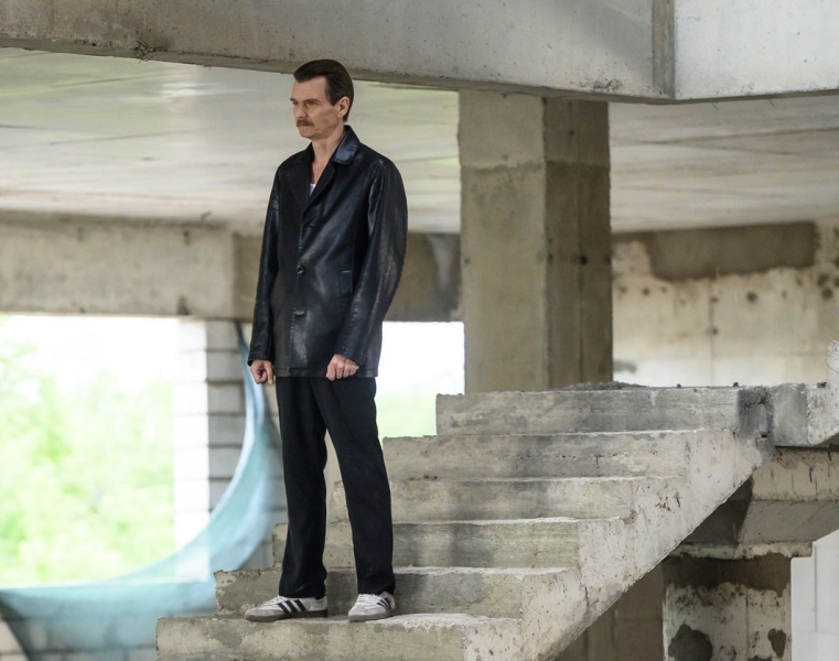 «Весь путь начинается с первого шага»: сценарист и креативный продюсер «Чуда» – о 12 шагах к пониманию сериала и проблем с алкоголем