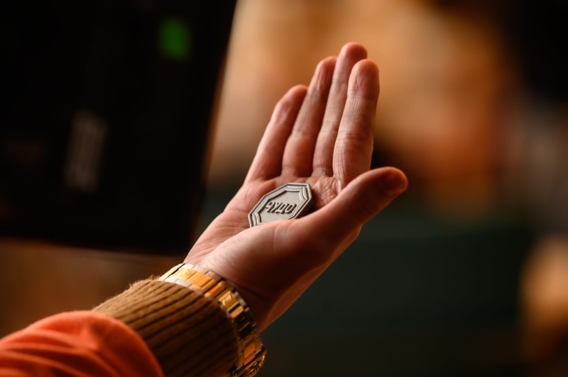 «Весь путь начинается с первого шага»: сценарист и креативный продюсер «Чуда» – о 12 шагах к пониманию сериала и проблем с алкоголем