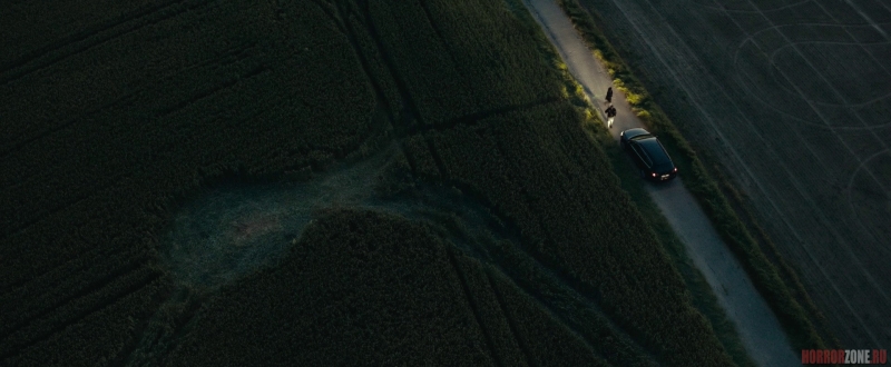 Журналисты-"Стервятники" расследуют исчезоновения девушек в новом триллере