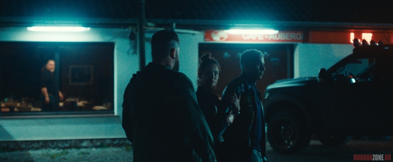 Журналисты-"Стервятники" расследуют исчезоновения девушек в новом триллере