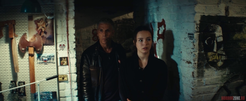 Журналисты-"Стервятники" расследуют исчезоновения девушек в новом триллере