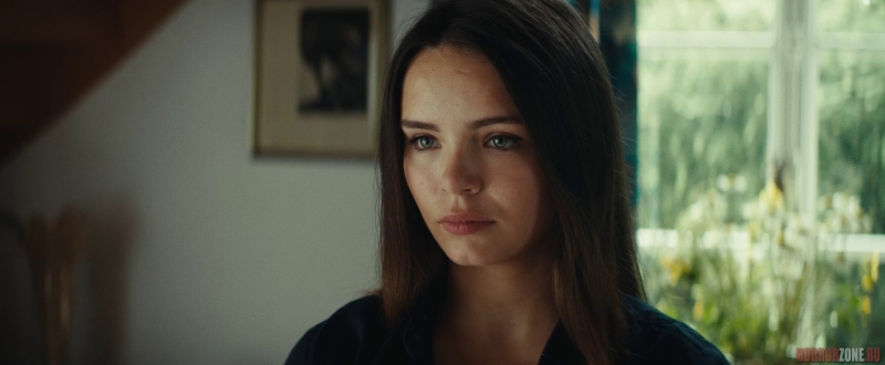 Журналисты-"Стервятники" расследуют исчезоновения девушек в новом триллере